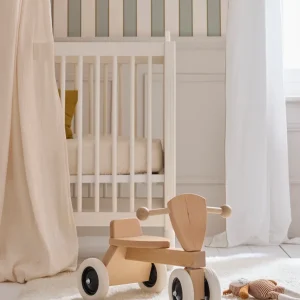 Trotteur en bois massif - Collection Egmont Toys