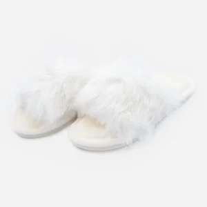Pantoufles ivoire à fausse fourrure